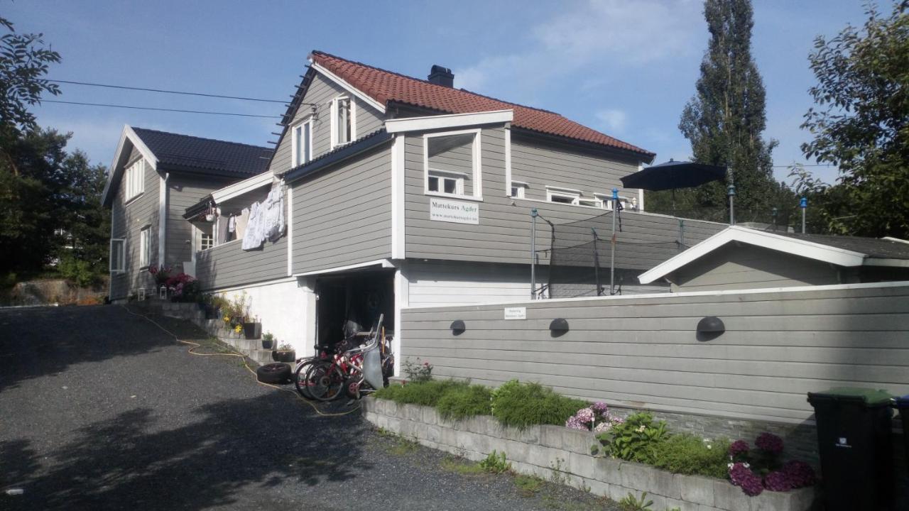 Nevervally B&B Grimstad  Exterior photo